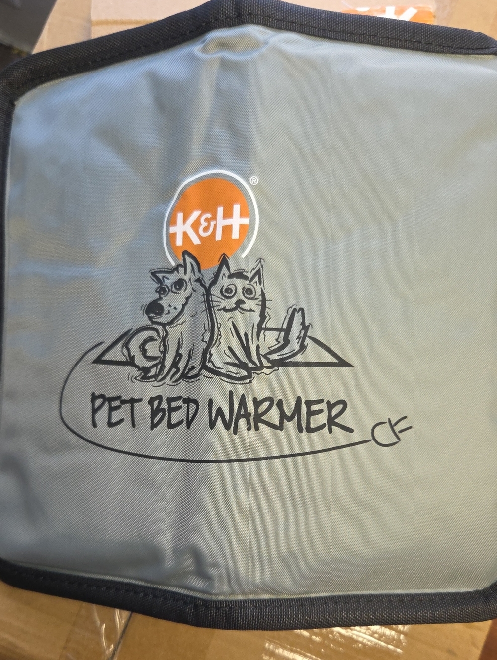 Gray Pet Bed Warmer for Cats